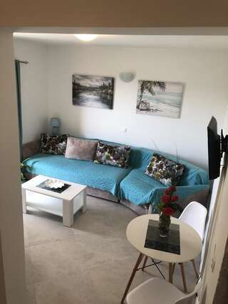 Апартаменты Apartmani POGLED Бар Апартаменты-студио с видом на море-2